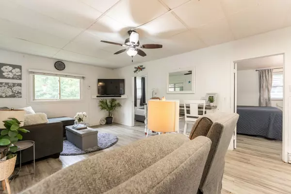 Penetanguishene, ON L9M 1W5,28 Wozniak RD