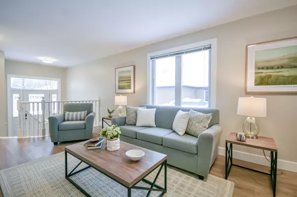 Midland, ON L4R 5E5,923 Ottawa ST