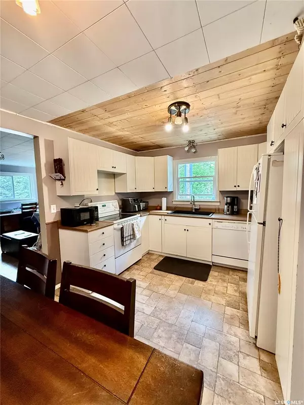 Paynton, SK S0M 2J0,103 2nd AVENUE W