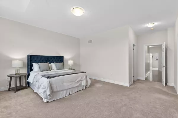 Halton Hills, ON L7G 0M4,254 Niagara TRL