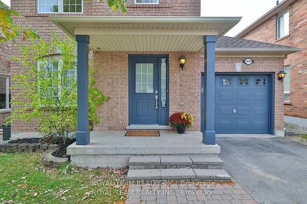 2439 Hollybrook DR, Oakville, ON L6M 4S8