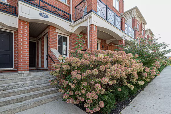 Oakville, ON L6H 0G6,2480 POST RD #25