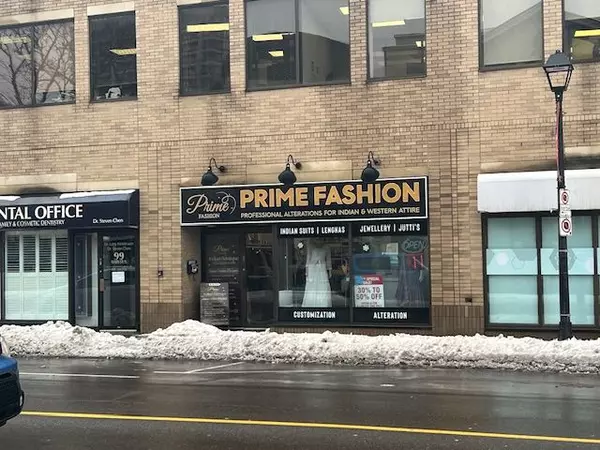 Brampton, ON L6X 3E4,1 Nelson ST W #3