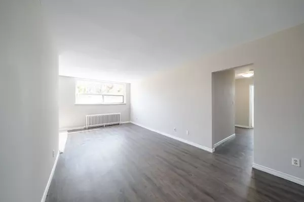 Burlington, ON L7R 1Z2,2049 Prospect ST #59