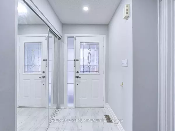 Brampton, ON L7A 1Z9,43 Rowland ST