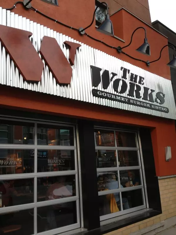 Waterloo, ON N2J 1P5,92 King ST S