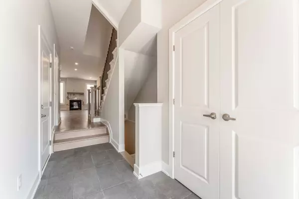 Stittsville - Munster - Richmond, ON K2S 3C4,1166 Cope DR