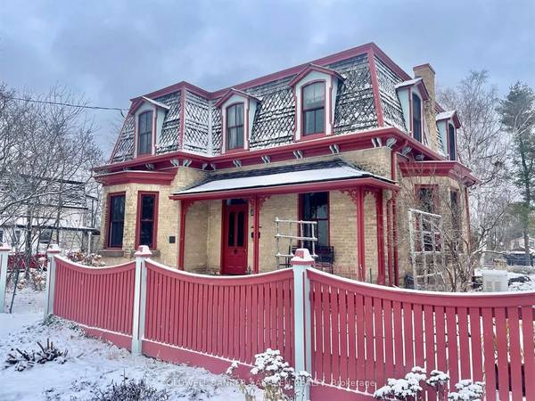 61 Drummond ST E, Perth, ON K7H 1G3