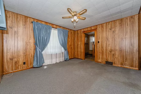 Port Colborne, ON L3K 1Y4,217 Mitchell ST