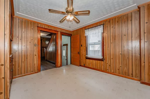 Port Colborne, ON L3K 1Y4,217 Mitchell ST