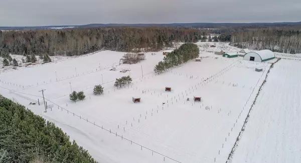 Bonfield, ON P0H 2E0,744 Trunk RD