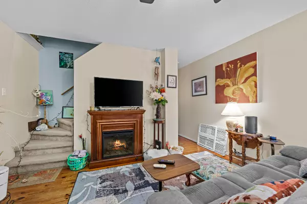 Peterborough, ON K9H 7M7,117 TOWERHILL RD