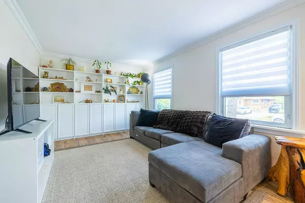 Fort Erie, ON L2A 2Y1,313 Highland AVE