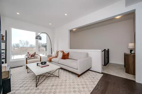 Guelph, ON N1E 0T4,21 Sora LN