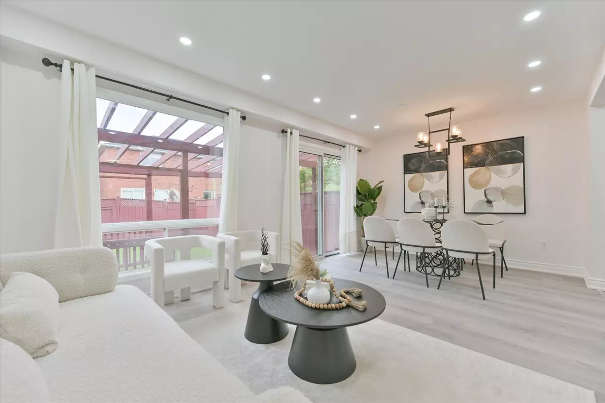 Mississauga, ON L5N 7V8,3956 Bentridge RD