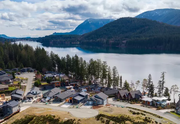 Lake Cowichan, BC V0R 2G1,9394 Lakefront Rise