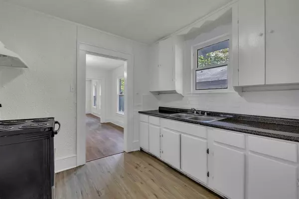 Dallas, TX 75215,3626 Meyers Street