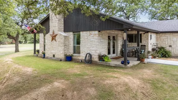 Springtown, TX 76082,220 S Ash Terrace