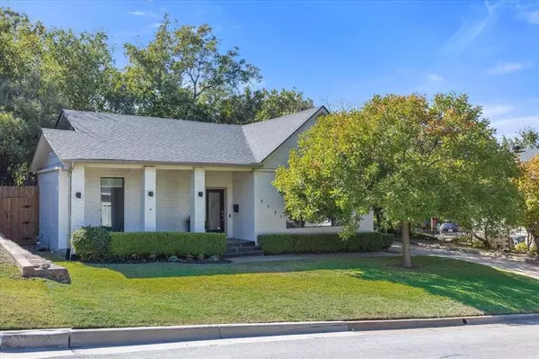 Fort Worth, TX 76116,6121 Sharon Road