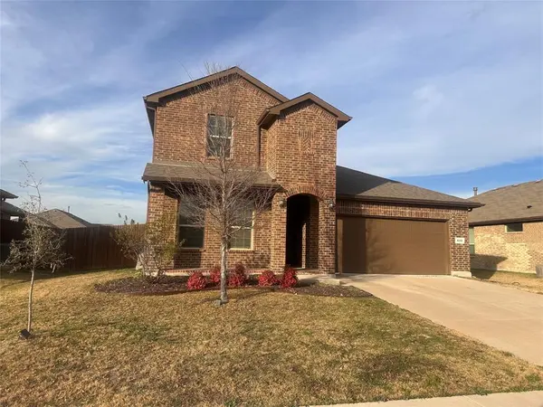 532 Redding Drive, Saginaw, TX 76131