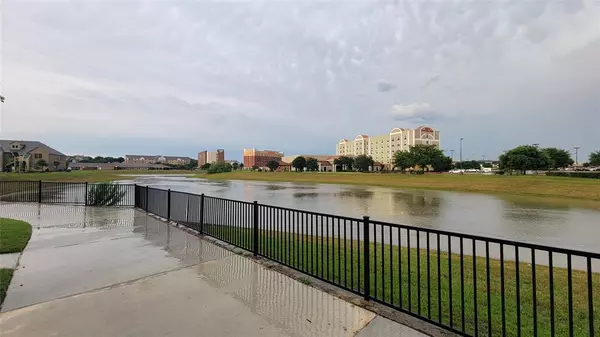 2739 Levee Lane, Lewisville, TX 75067