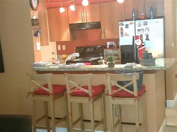 Coral Springs, FL 33067,5880 W Sample Rd #105