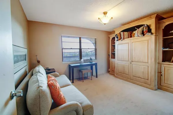 Coconut Creek, FL 33066,3202 Portofino Pt #E4