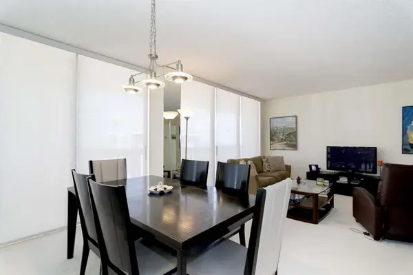 Miami, FL 33180,19355 Turnberry Way #24C