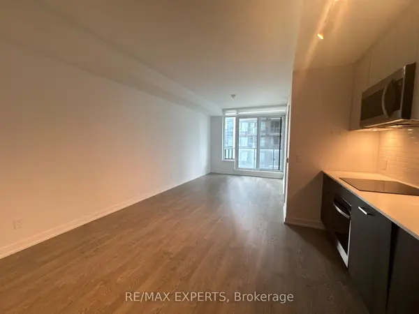 Toronto W01, ON M6S 1A1,1926 Lake Shore BLVD W #2211