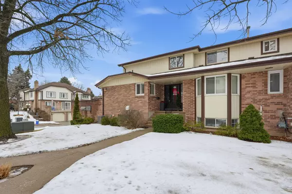 Burlington, ON L7P 4M5,1508 Upper Middle RD #6