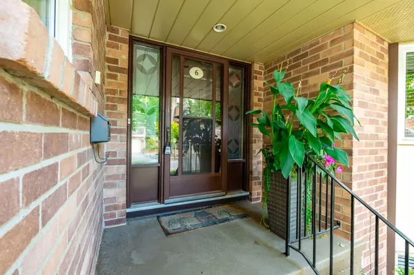 Burlington, ON L7P 4M5,1508 Upper Middle RD #6