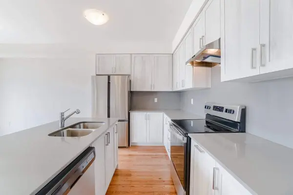 Hamilton, ON L0R 1W0,269 Provident WAY S