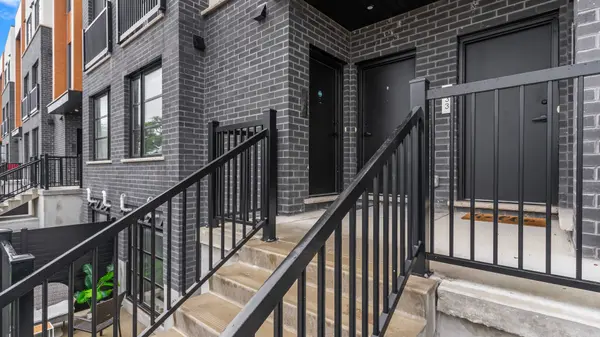 London South, ON N6P 0H9,3900 Savoy ST #129