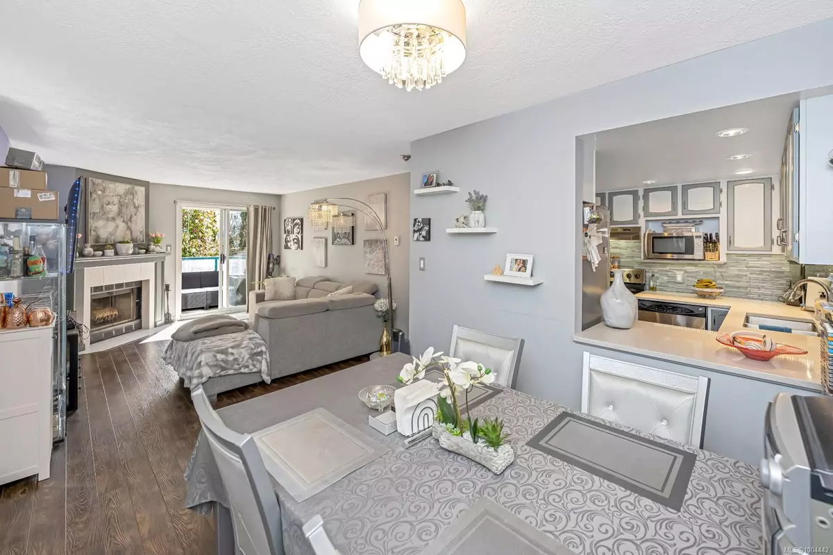 Victoria, BC V8V 3N9,1223 Johnson St #206