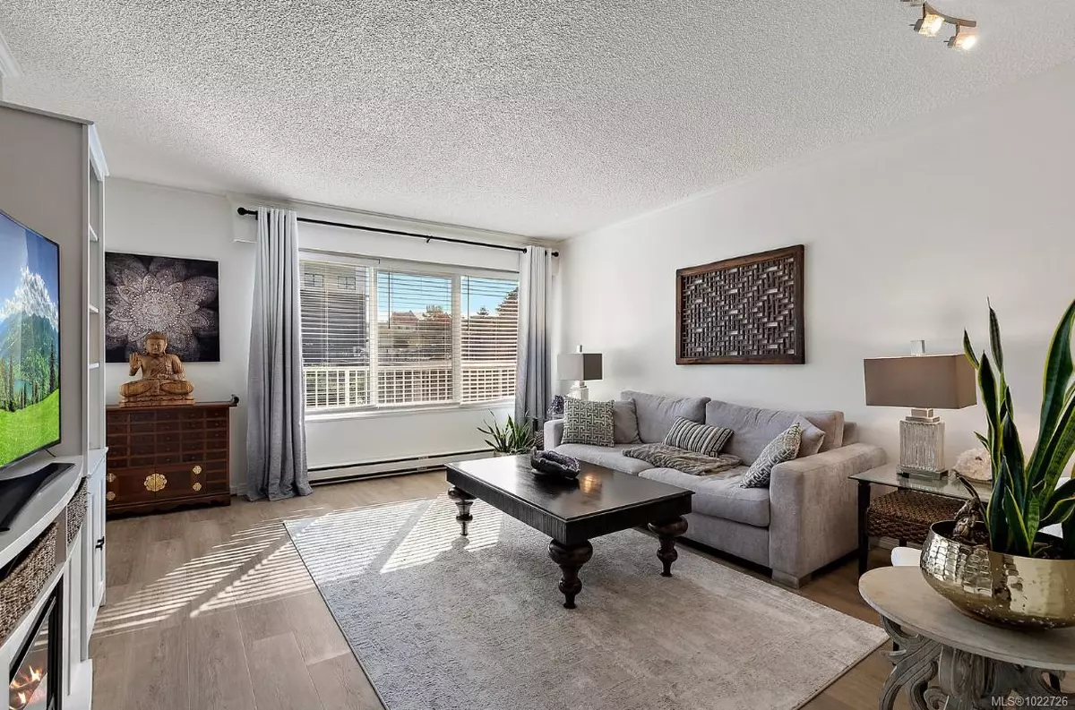 Esquimalt, BC V9A 2N7,642 Admirals Rd #302