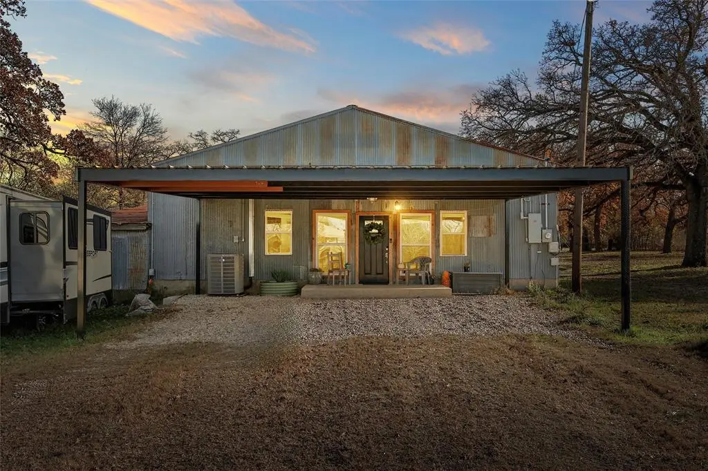 Robinson, TX 76706,221 Saffle Road