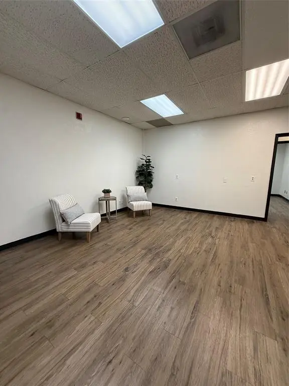 Grapevine, TX 76051,1000 S Main Street #180