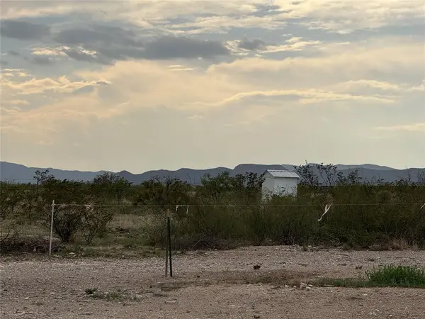 Marathon, TX 79842,305 S Lee Street