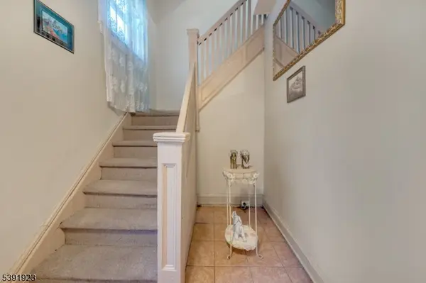 Passaic City, NJ 07055,131 Park Pl