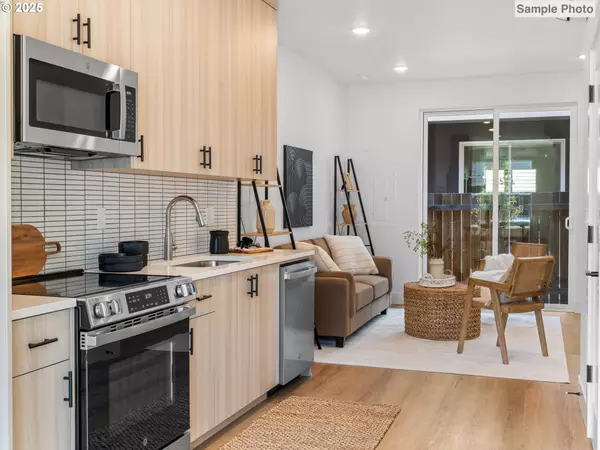 Portland, OR 97217,255 N Skidmore ST #5