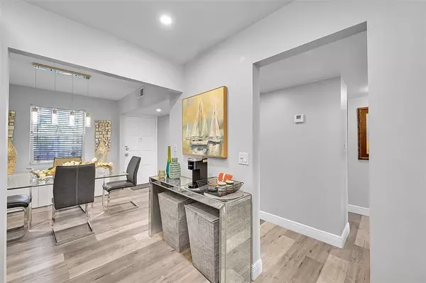 Pompano Beach, FL 33062,777 S Federal Hwy #C302