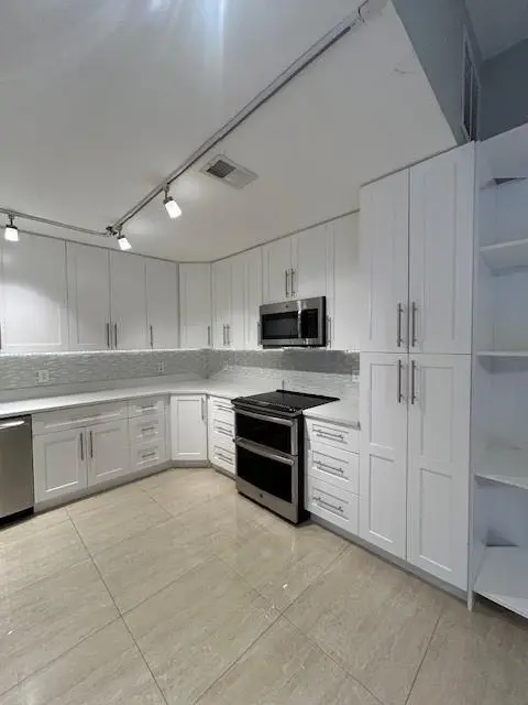 West Palm Beach, FL 33415,4757 Sunny Palm Cir #B