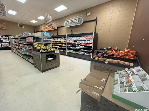 100 1st AVENUE W #112, Assiniboia, SK S0H 0B0