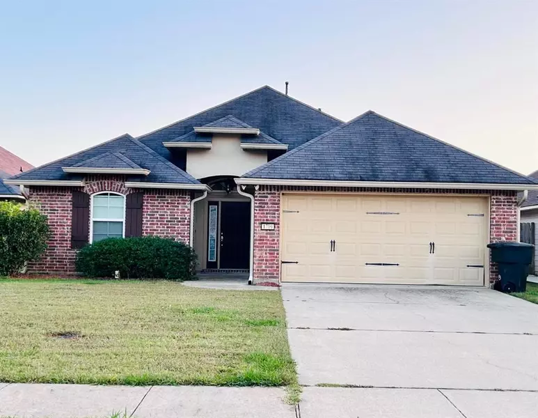1709 Avondale Court, Bossier City, LA 71112