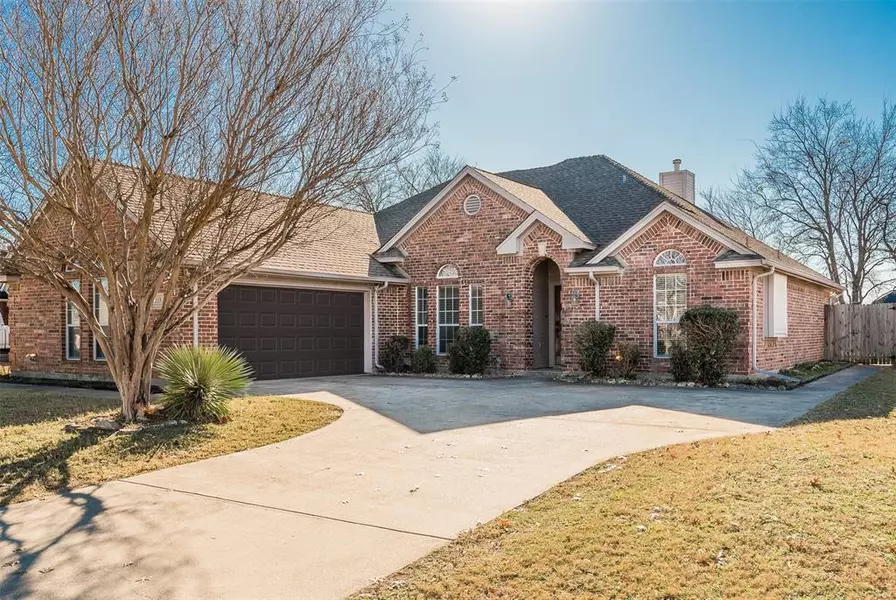 233 Cobblestone Circle, Red Oak, TX 75154