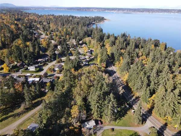 Royston, BC V9N 9T1,Lot 4 Island Hwy S