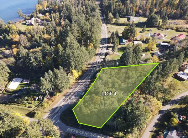 Lot 4 Island Hwy S, Royston, BC V9N 9T1