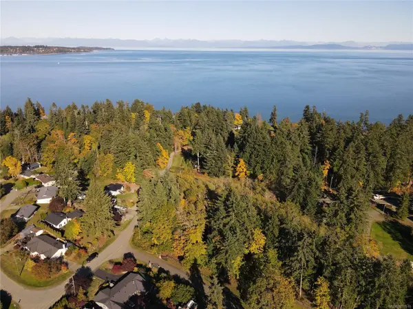 Royston, BC V9N 9T1,Lot 4 Island Hwy S