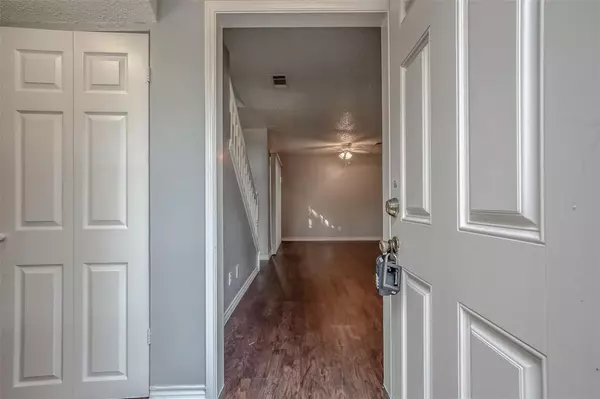 Mckinney, TX 75069,900 S Tennessee Street #2