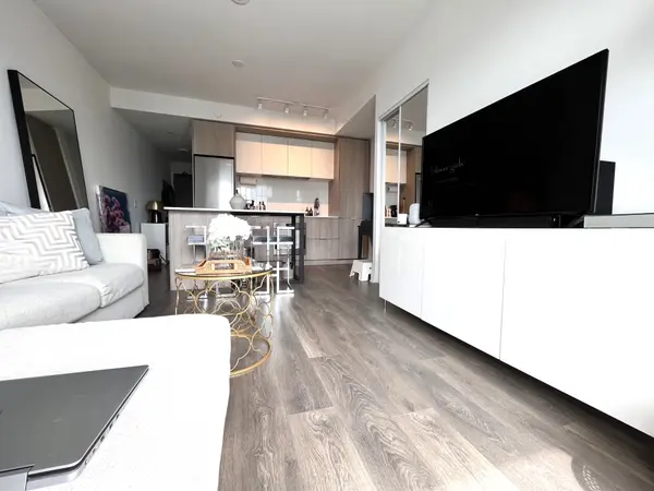 Toronto C08, ON M5A 0R8,130 River ST #2805